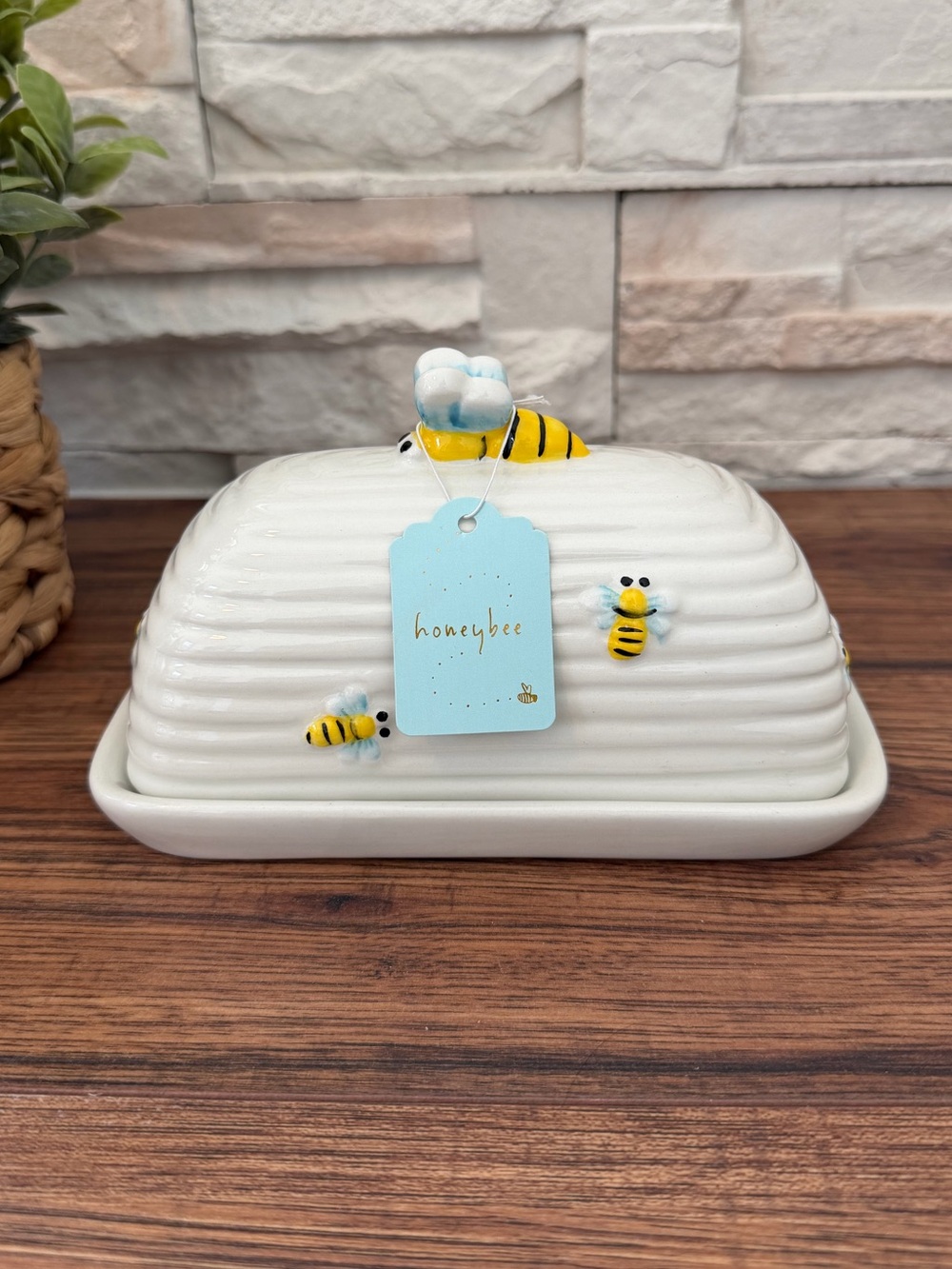 🆕 Honeybee 🐝 Ceramic Butter Dish!